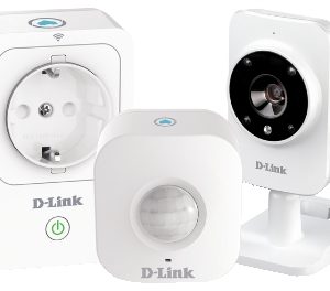 SMART HOME KIT HD VIDEO CAMERA IP CON PRESA SMART E SENSORE PIR